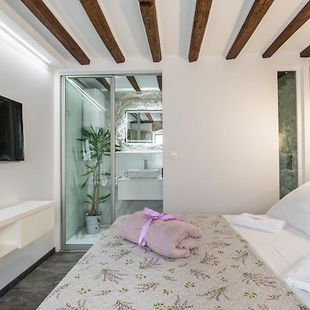 Bonbon Old Town Private En-Suite Room Split Bagian luar foto